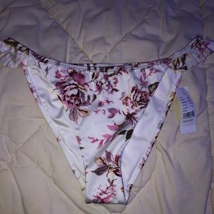 😍NWT PACSUN FLORAL BIKINI BOTTOMS😍
